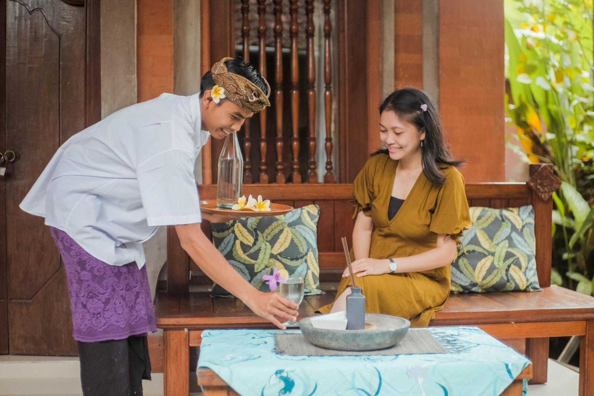 Nirwa 1 Ubud Guesthouse Ngoại thất bức ảnh