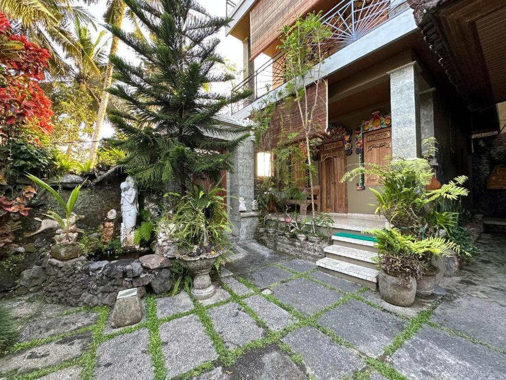 Nirwa 1 Ubud Guesthouse Phòng bức ảnh